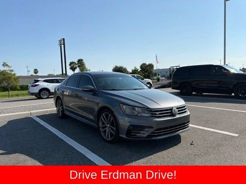 Used 2017 Volkswagen Passat 1.8T R-Line FWD image 1