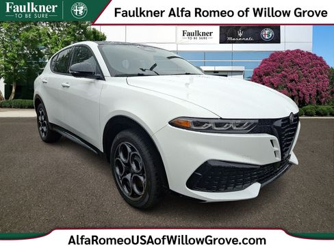 New 2026 Alfa Romeo Tonale AWD/4WD image 1