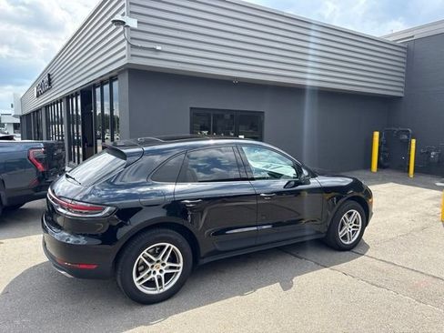 Used 2019 Porsche Macan AWD/4WD image 3