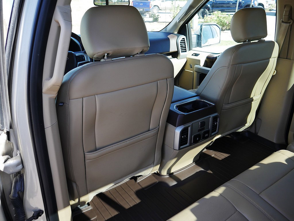 Used 2018 Ford F150 Lariat w/ Equipment Group 502A Luxury AWD/4WD image 16