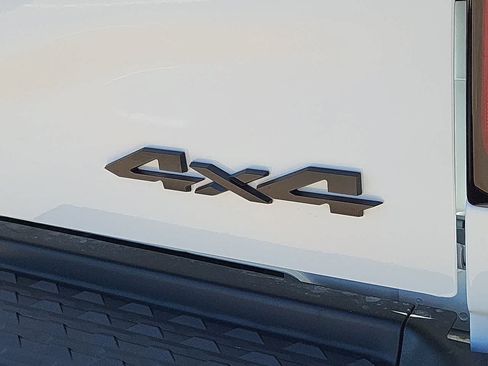 New 2026 RAM 2500 Tradesman AWD/4WD image 15