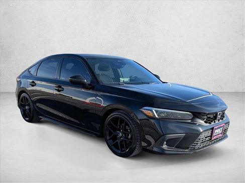 Used 2022 Honda Civic Sport image 3