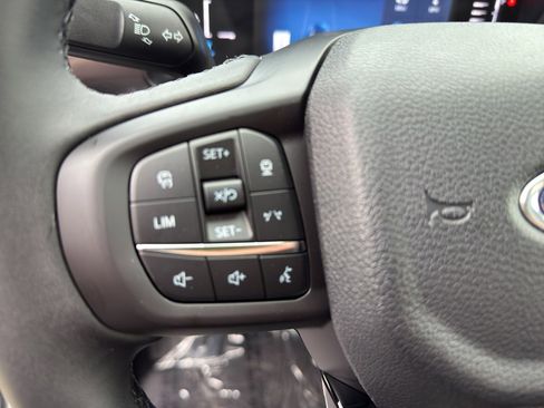 New 2025 Ford Ranger XLT w/ Equipment Group 301A High image 18