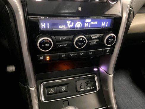 Used 2021 Subaru Ascent Limited w/ Technology Package image 26