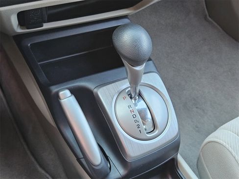 Used 2011 Honda Civic LX image 17