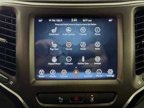 Used 2021 Jeep Cherokee Trailhawk AWD/4WD image 15