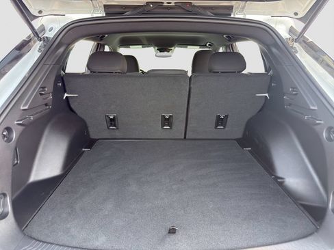 Used 2025 Chevrolet Equinox EV LT FWD image 19