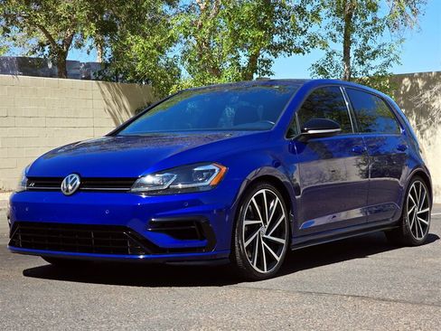 Used 2019 Volkswagen Golf R 4-Door AWD/4WD image 5