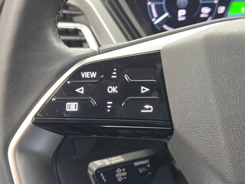 Used 2023 Audi Q4 e-tron Premium Plus image 32