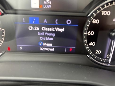 Used 2022 Cadillac XT5 Premium Luxury w/ LPO, Floor Liner Package image 11