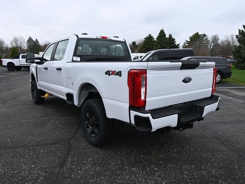 New 2026 Ford F250 4x4 Crew Cab Super Duty image 10