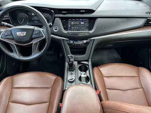 Certified 2023 Cadillac XT5 Premium Luxury AWD/4WD image 12