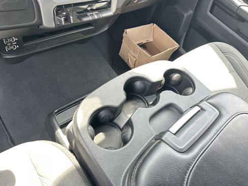 Used 2024 RAM 2500 Big Horn image 34