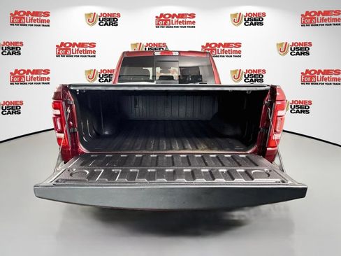 Used 2019 RAM 1500 Big Horn AWD/4WD image 30