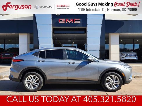 New 2026 Buick Envista Sport Touring w/ Convenience I Package FWD image 2