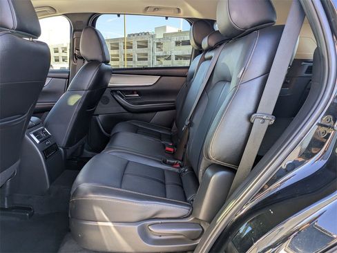 Used 2025 MAZDA CX-70 3.3 Turbo w/ Preferred Package image 29