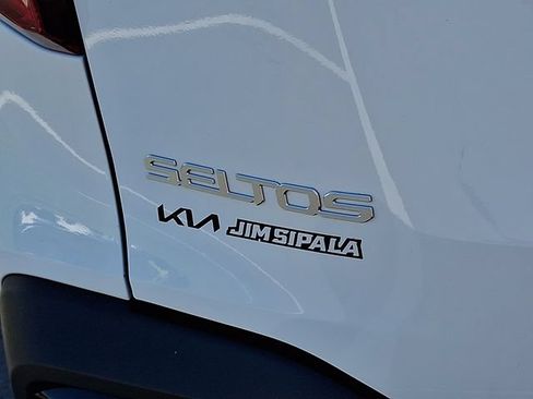 Used 2024 Kia Seltos S AWD/4WD image 30