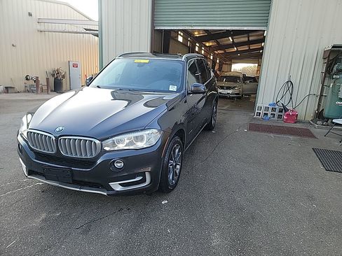 Used 2018 BMW X5 xDrive35i w/ Driving Assistance Package image 2