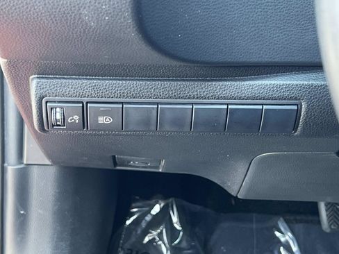 Used 2019 Toyota Corolla SE FWD image 20
