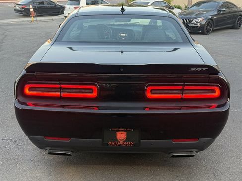 Used 2016 Dodge Challenger SRT RWD image 14