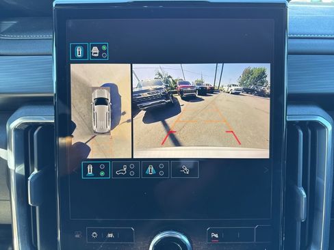 Used 2025 GMC Acadia Elevation image 21