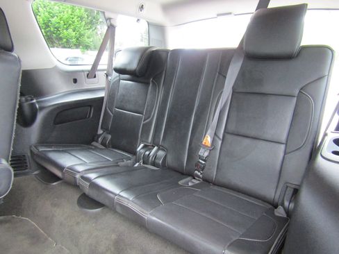 Used 2016 GMC Yukon XL Denali w/ Open Road Package AWD/4WD image 12