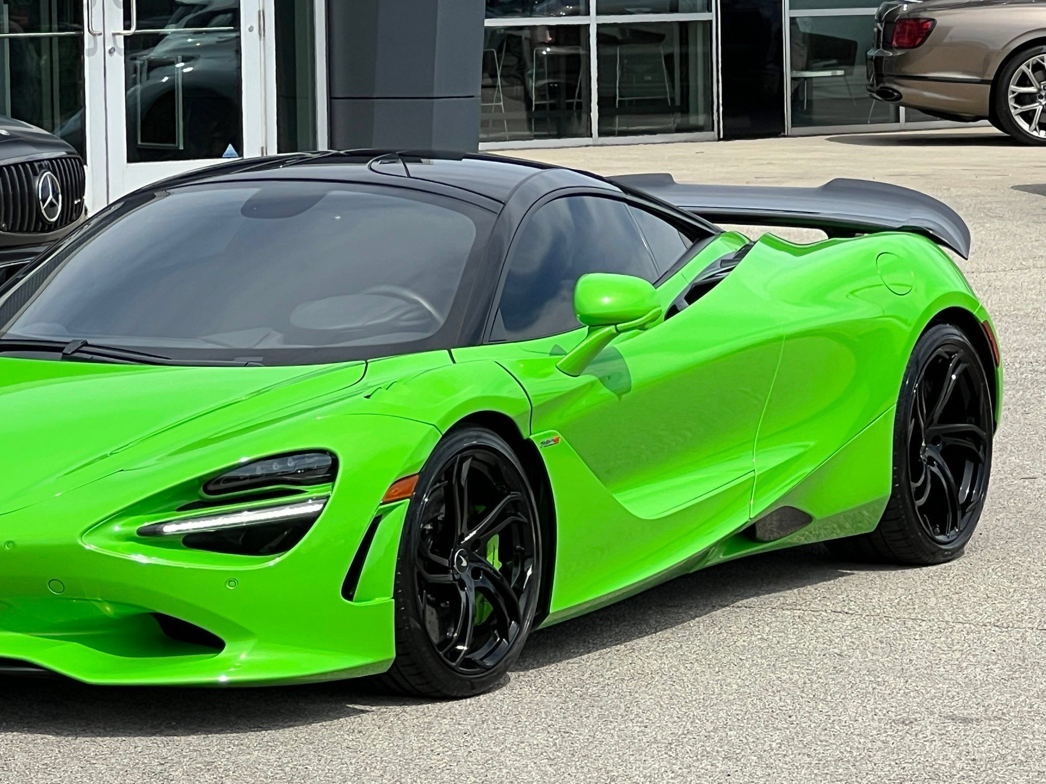 Used 2024 McLaren 750S RWD image 11