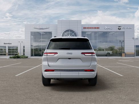 New 2026 Jeep Grand Cherokee L Limited AWD/4WD image 7