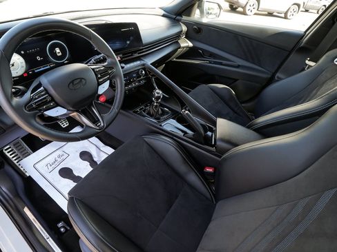 Used 2026 Hyundai Elantra N FWD image 19