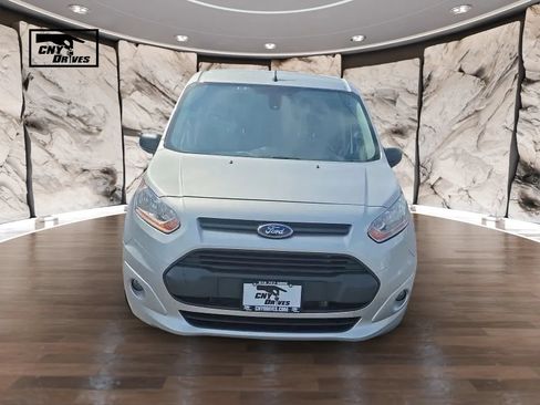 Used 2016 Ford Transit Connect XLT FWD image 2
