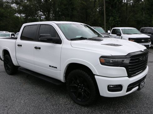 Used 2025 RAM 1500 Laramie w/ Night Edition AWD/4WD image 10