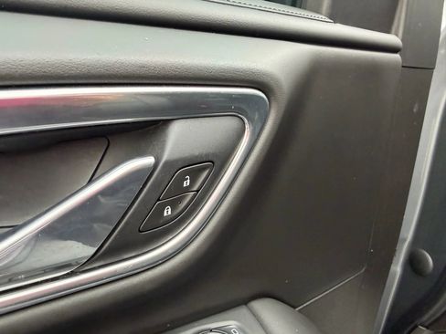 Used 2021 Chevrolet Tahoe LT image 25