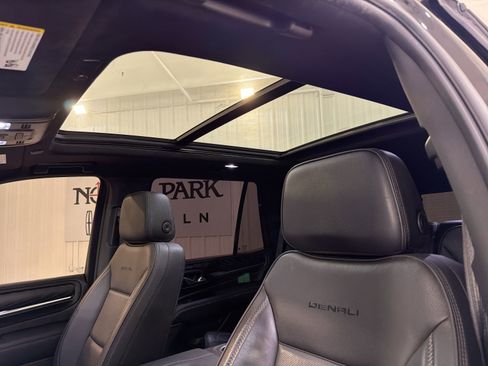 Used 2024 GMC Yukon Denali w/ Max Trailering Package image 24