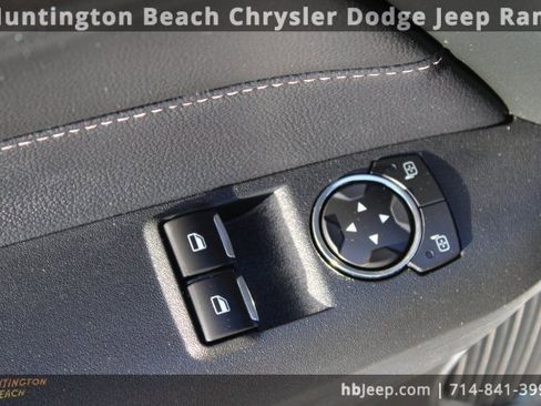 Used 2023 Ford Mustang Premium image 9