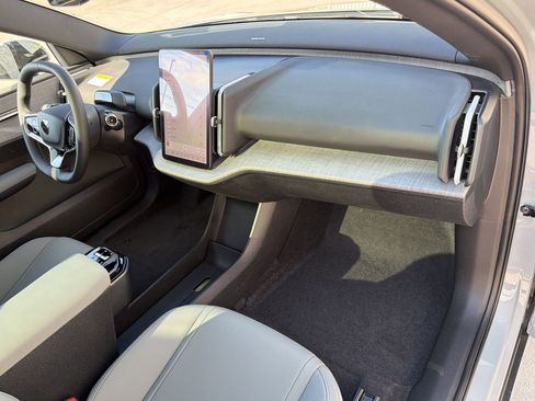 New 2026 Volvo EX30 Plus w/ Climate Package AWD/4WD image 28