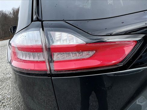 Used 2019 Ford Edge SEL w/ Equipment Group 201A image 26