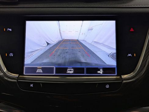 Used 2024 Cadillac XT6 Sport AWD/4WD image 9