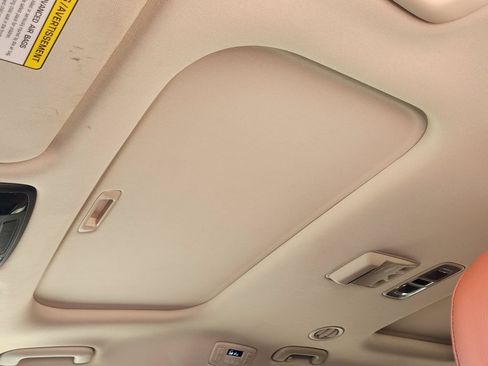 Certified 2024 Kia Carnival SX Prestige FWD image 24