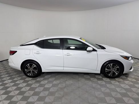 Used 2023 Nissan Sentra SV image 4