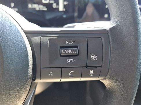 Used 2026 Nissan Kicks SV w/ SV Premium Package FWD image 13