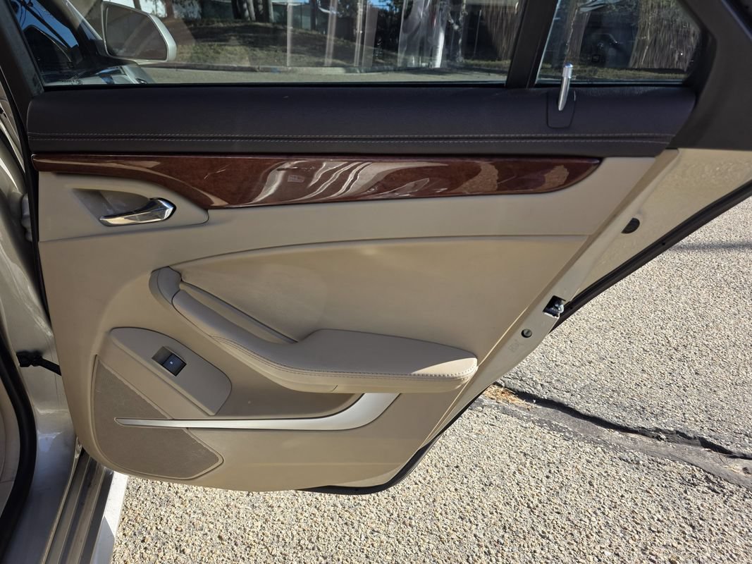 Used 2013 Cadillac CTS Luxury w/ Wood Trim Package AWD/4WD image 19