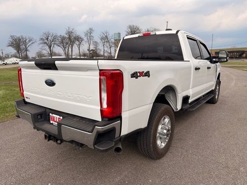 Used 2025 Ford F350 XLT AWD/4WD image 8