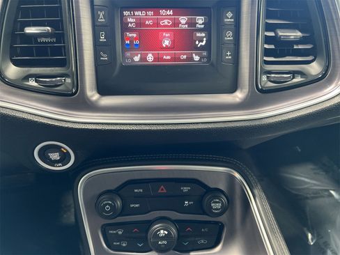 Used 2017 Dodge Challenger SXT w/ Blacktop Package image 18