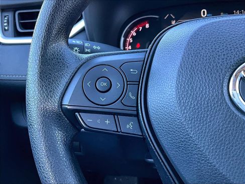 Certified 2025 Toyota RAV4 LE image 22