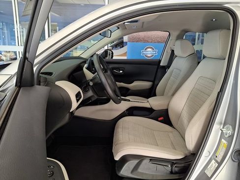 Used 2023 Honda HR-V LX image 16