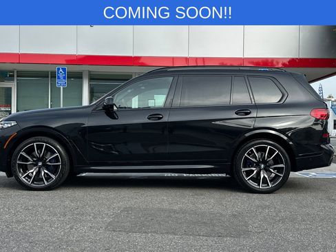 Used 2022 BMW X7 xDrive40i w/ M Sport Package image 7