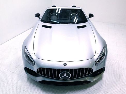 Used 2019 Mercedes-Benz AMG GT image 21