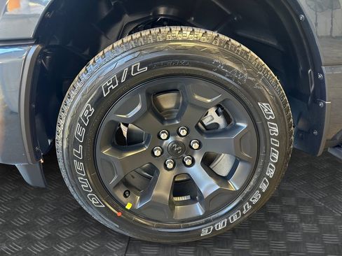 New 2026 RAM 1500 Express AWD/4WD image 23