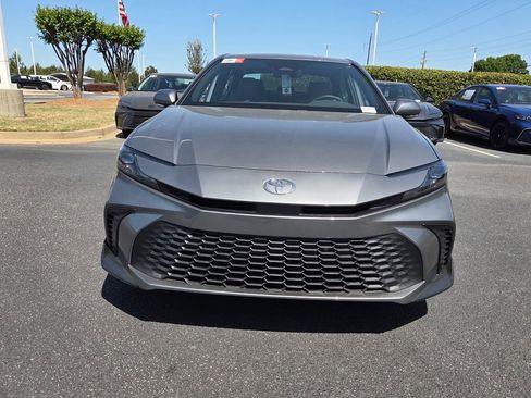New 2026 Toyota Camry SE FWD image 2