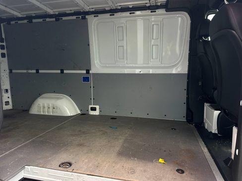 Used 2020 Mercedes-Benz Sprinter 2500 image 11